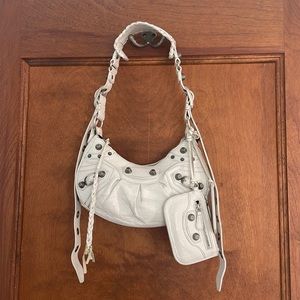 Balenciaga Le Cagole bag